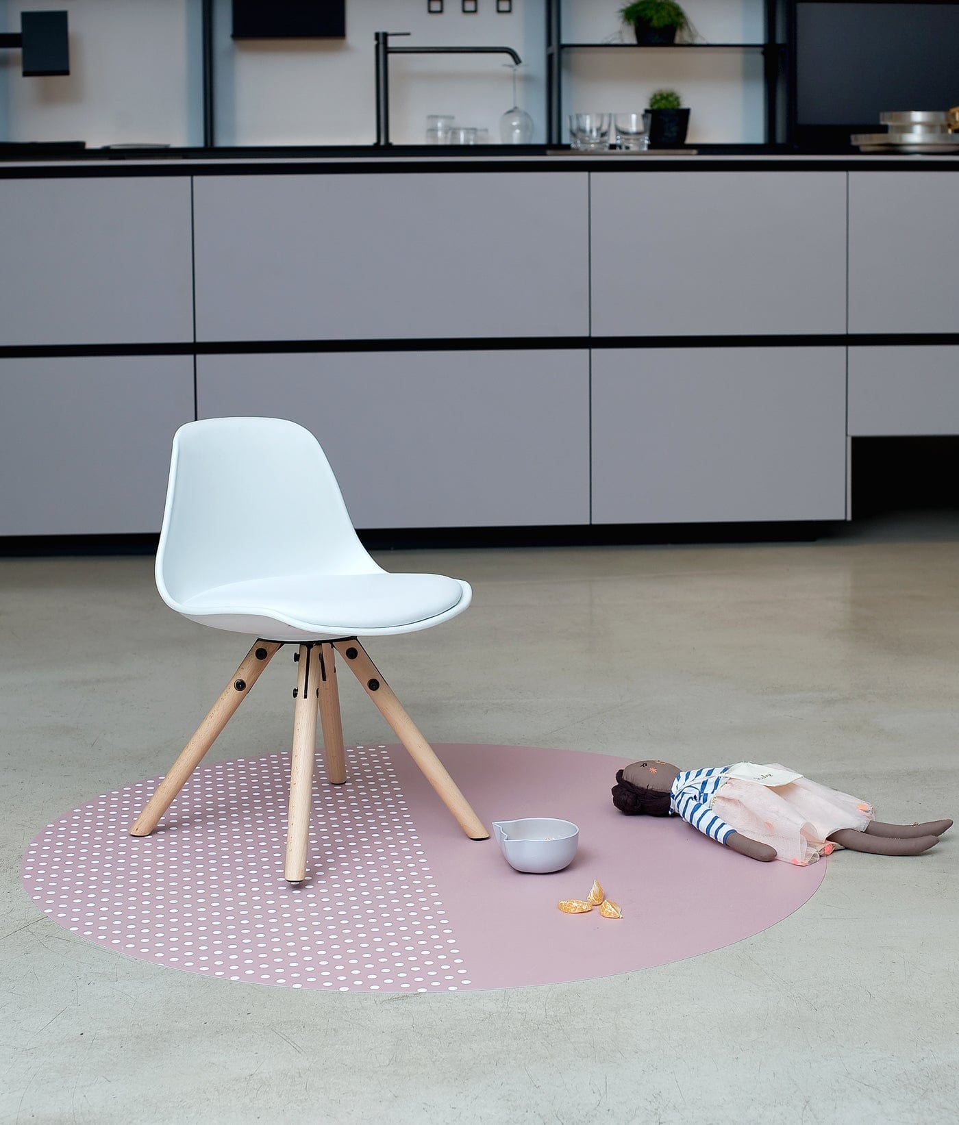Prettier Splat Mats- Protect Your Floor During Meal Times